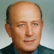 Prof. Dr. Berati Hasanreisoğlu — Göz Hastalıkları, Ankara. Portre fotoğrafı.