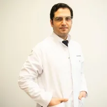 Op. Dr. Fethi Ahmet Türegün — Üroloji, Pendik, İstanbul. Portre fotoğrafı.
