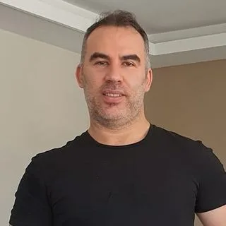 Psk. Alper Günay — Psikoloji, Alanya, Antalya. Portre fotoğrafı.