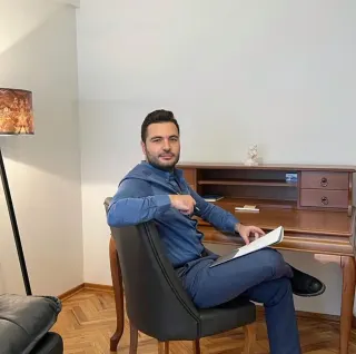 Uzm. Dr. Cenk Varlık profilinde yer alan galeri fotoğrafı.