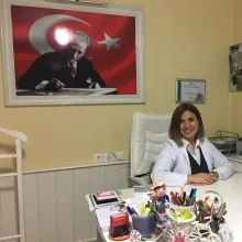 Dyt. Zehra Uğur — Diyetisyen, Ordu. Portre fotoğrafı.