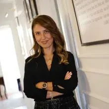 Doç. Dr. Neslihan Akkişi Kumsar — Psikiyatri, İstanbul. Portre fotoğrafı.