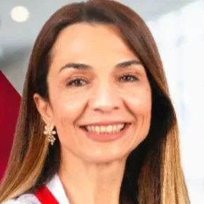 Doç. Dr. Nesrin Tutaş Günaydın — Göz Hastalıkları, Bahçelievler, İstanbul. Portre fotoğrafı.