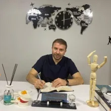 Fzt. Ersin Arslan — Fizyoterapi Ve Rehabilitasyon, İstanbul. Portre fotoğrafı.