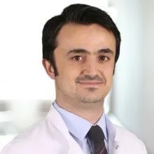 Op. Dr. Polat Biçici — Plastik Rekonstrüktif Ve Estetik Cerrahi, Osmangazi, Bursa. Portre fotoğrafı.