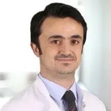 Op. Dr. Polat Biçici — Plastik Rekonstrüktif Ve Estetik Cerrahi, Osmangazi, Bursa. Portre fotoğrafı.