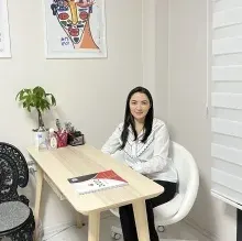 Dt. Görkem Dikici — Diş Hekimi, Aydın. Portre fotoğrafı.