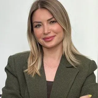 Kl. Psk. Buse Erpehlivan Kaçmaz — Psikoloji, Atakum, Samsun. Portre fotoğrafı.