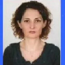 Op. Dr. Elif Kuzgun Çetinkanat — Kalp Ve Damar Cerrahisi. Portre fotoğrafı.