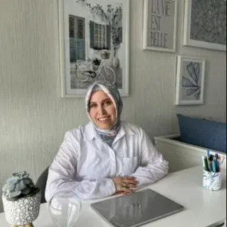 Kl. Psk. Sinem Uçak Turan — Psikoloji, Bursa. Portre fotoğrafı.