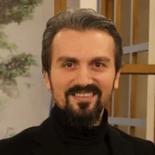 Op. Dr. Murat Diyarbakırlıoğlu — Plastik Rekonstrüktif Ve Estetik Cerrahi, İstanbul. Portre fotoğrafı.