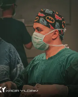 Doç. Dr. Kadir Yıldırım profilinde yer alan galeri fotoğrafı.