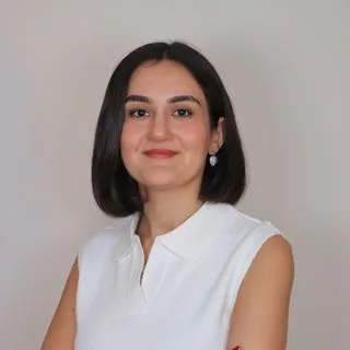 Kl. Psk. Merve Aydar — Psikoloji, İstanbul. Portre fotoğrafı.