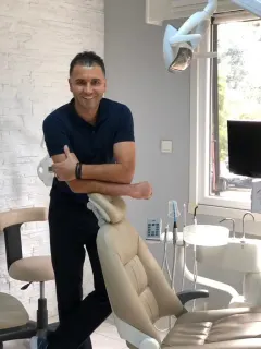 Dt. Mehmet Yiğit profilinde yer alan galeri fotoğrafı.