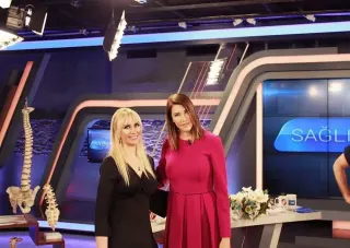 Fzt. Elif Akıncı profilinde yer alan galeri fotoğrafı.