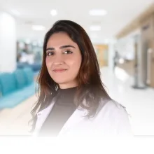Dyt. Büşra Fulya Ertuğrul — Diyetisyen. Portre fotoğrafı.
