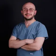 Uzm. Dt. Necib Fazıl Gün — Ankara. Portre fotoğrafı.