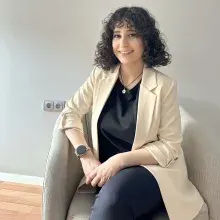 Psk. Zehra Karanfil — Psikoloji, Aksaray. Portre fotoğrafı.