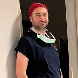 Dr. Öğr. Üyesi Halil Tosun profilinde yer alan galeri fotoğrafı.