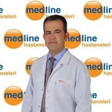 Op. Dr. Sedat Seven — Ortopedi Ve Travmatoloji. Portre fotoğrafı.