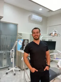 Dt. Abdullah Eren İşler profilinde yer alan galeri fotoğrafı.
