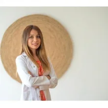 Dyt. Zehra Ergen — Diyetisyen. Portre fotoğrafı.