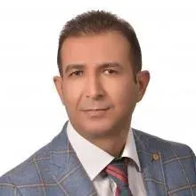 Op. Dr. Atilla Ersoy — Plastik Rekonstrüktif Ve Estetik Cerrahi, Mersin. Portre fotoğrafı.
