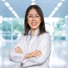 Uzm. Dr. Deniz Nur Yıldız — Fiziksel Tıp Ve Rehabilitasyon, Kocasinan, Kayseri. Portre fotoğrafı.