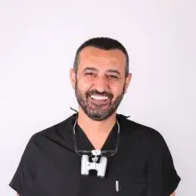 Dt. İbrahim Güneş — Diş Hekimi, Batman. Portre fotoğrafı.