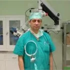 Uzm. Dr. Levend Özden — Kulak Burun Boğaz, Antalya. Portre fotoğrafı.