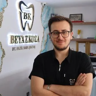 Dt. Yusuf Ataş — Diş Hekimi, Sarıçam, Adana. Portre fotoğrafı.