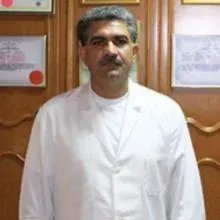 Dr. Cihangir Seferli — Fiziksel Tıp Ve Rehabilitasyon, Kadıköy, İstanbul. Portre fotoğrafı.