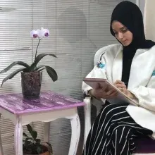 Psk. Hatice Kübra Kırıcı — Psikoloji, Maltepe, İstanbul. Portre fotoğrafı.