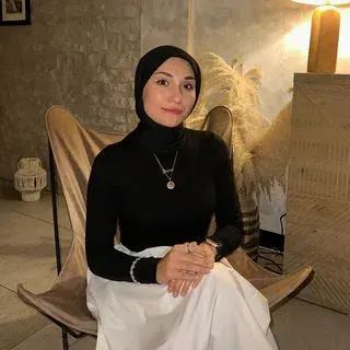 Psk. Şizen Özten — Psikoloji. Portre fotoğrafı.
