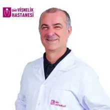 Op. Dr. Ömer Sinan Tandoğdu — Göz Hastalıkları, Eskişehir. Portre fotoğrafı.