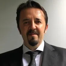 Op. Dr. Bülent Öztürk — Genel Cerrahi, Bahçelievler, İstanbul. Portre fotoğrafı.