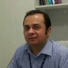 Doç. Dr. Murat Şahin — Çocuk Kardiyolojisi, İstanbul. Portre fotoğrafı.