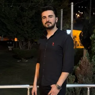 Dt. Yahya Barış Türk — Diş Hekimi, İstanbul. Portre fotoğrafı.