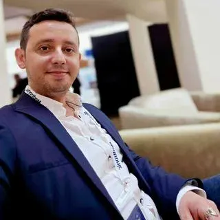Op. Dr. Anıl Tükenmez — Genel Cerrahi, Uşak. Portre fotoğrafı.