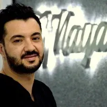 Dt. Berkay Nayan — Diş Hekimi, Afyonkarahisar. Portre fotoğrafı.