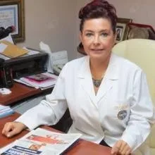 Prof. Dr. Rana Anadolu — Dermatoloji, Ankara. Portre fotoğrafı.