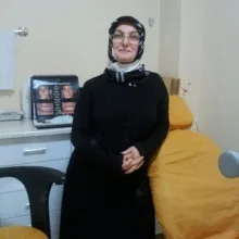 Dt. Asiye Bulut — İstanbul. Portre fotoğrafı.