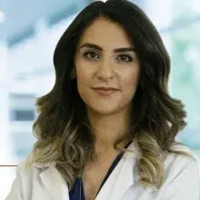 Uzm. Dr. Selin Yetkinel — Nöroloji, Seyhan, Adana. Portre fotoğrafı.