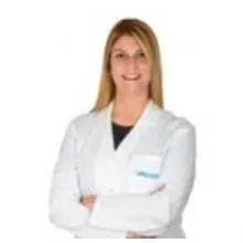 Uzm. Dr. Özgen Özmete — Anesteziyoloji Ve Reanimasyon, Antalya. Portre fotoğrafı.