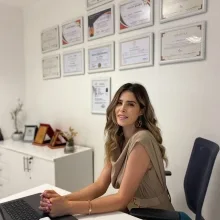 Kl. Psk. Dilan Tanrıverdi Özaslan — Psikoloji, İstanbul. Portre fotoğrafı.
