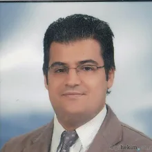 Doç. Dr. Deniz Çevirme — Kalp Ve Damar Cerrahisi, Kartal, İstanbul. Portre fotoğrafı.