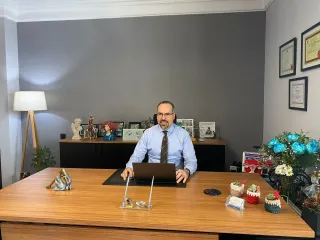 Op. Dr. Ertan Öztürk profilinde yer alan galeri fotoğrafı.
