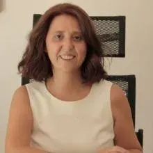 Op. Dr. Esma Esin Kayaoğlu — Ortopedi Ve Travmatoloji, Bursa. Portre fotoğrafı.