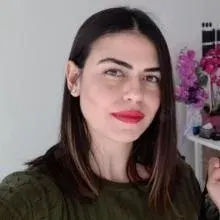Fzt. Gülser Çatal — Fizyoterapi Ve Rehabilitasyon, Aydın. Portre fotoğrafı.