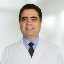 Doç. Dr. Doğan Ceyhan — Göz Hastalıkları, Çankaya, Ankara. Portre fotoğrafı.